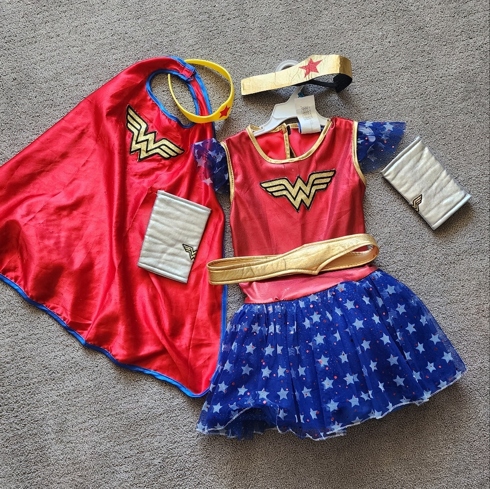 Lot of 7 Disney Costumes / Dresses